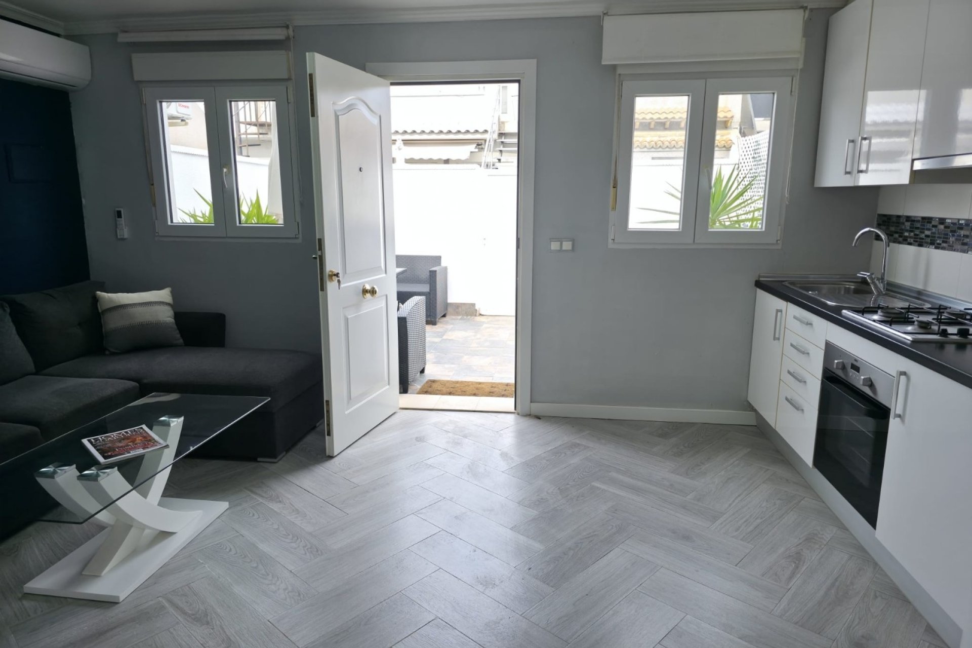 Reventa - Adosado -
La Torreta - Torrevieja