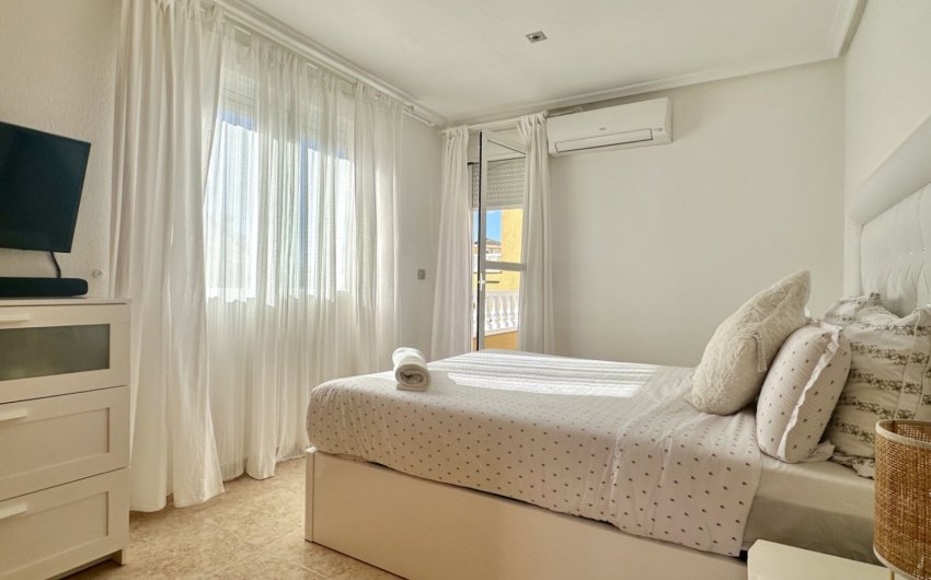 Reventa - Adosado -
Orihuela Costa - La Florida