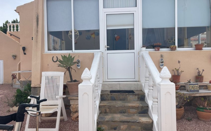 Reventa - Adosado -
Orihuela Costa - La Florida