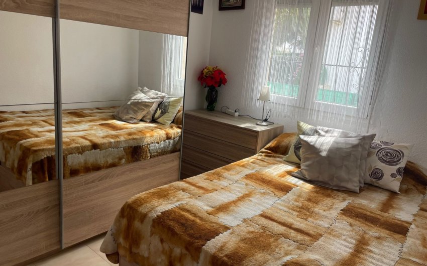 Reventa - Adosado -
Orihuela Costa - La Florida