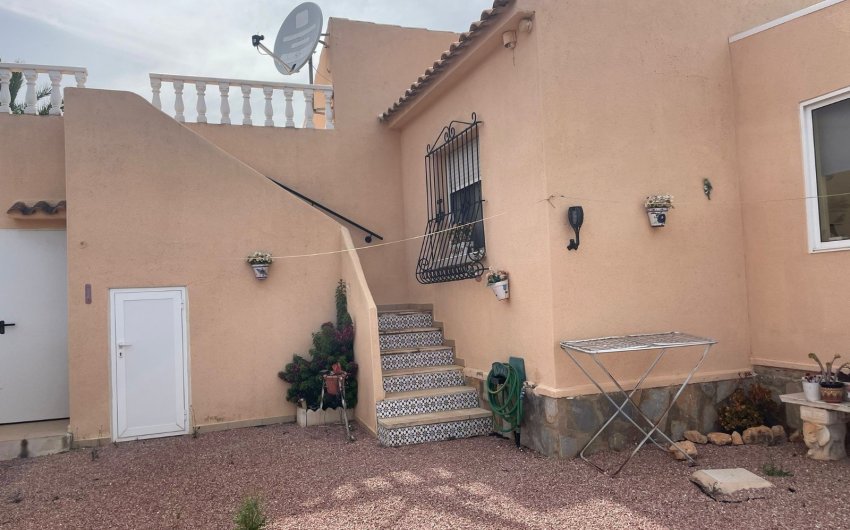 Reventa - Adosado -
Orihuela Costa - La Florida