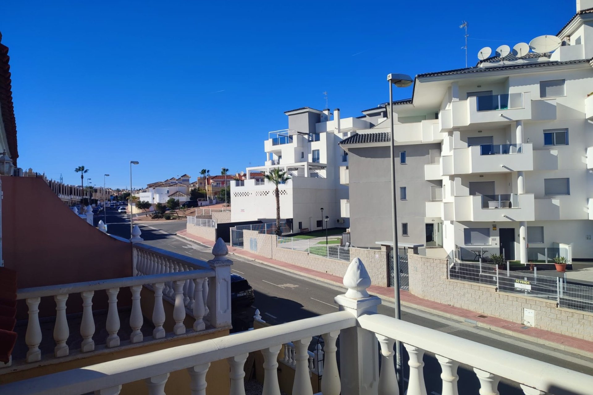 Reventa - Adosado -
Orihuela Costa - Las Filipinas