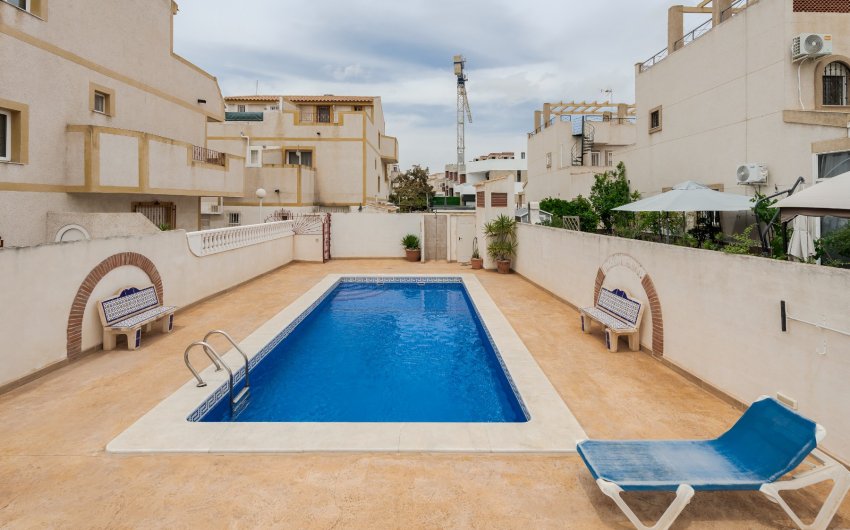 Reventa - Adosado -
Orihuela Costa - Los Altos