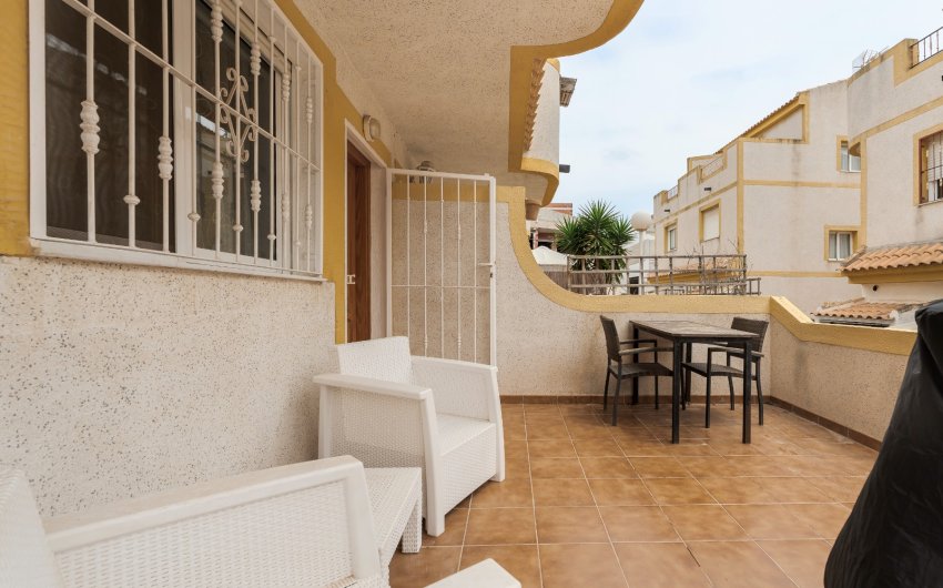 Reventa - Adosado -
Orihuela Costa - Los Altos