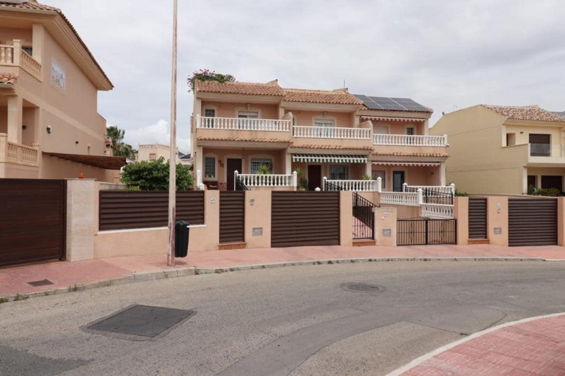 Reventa - Adosado -
Orihuela Costa - Los Altos