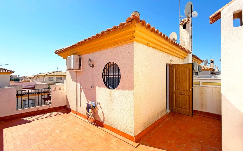 Reventa - Adosado -
Orihuela Costa - Playa Flamenca