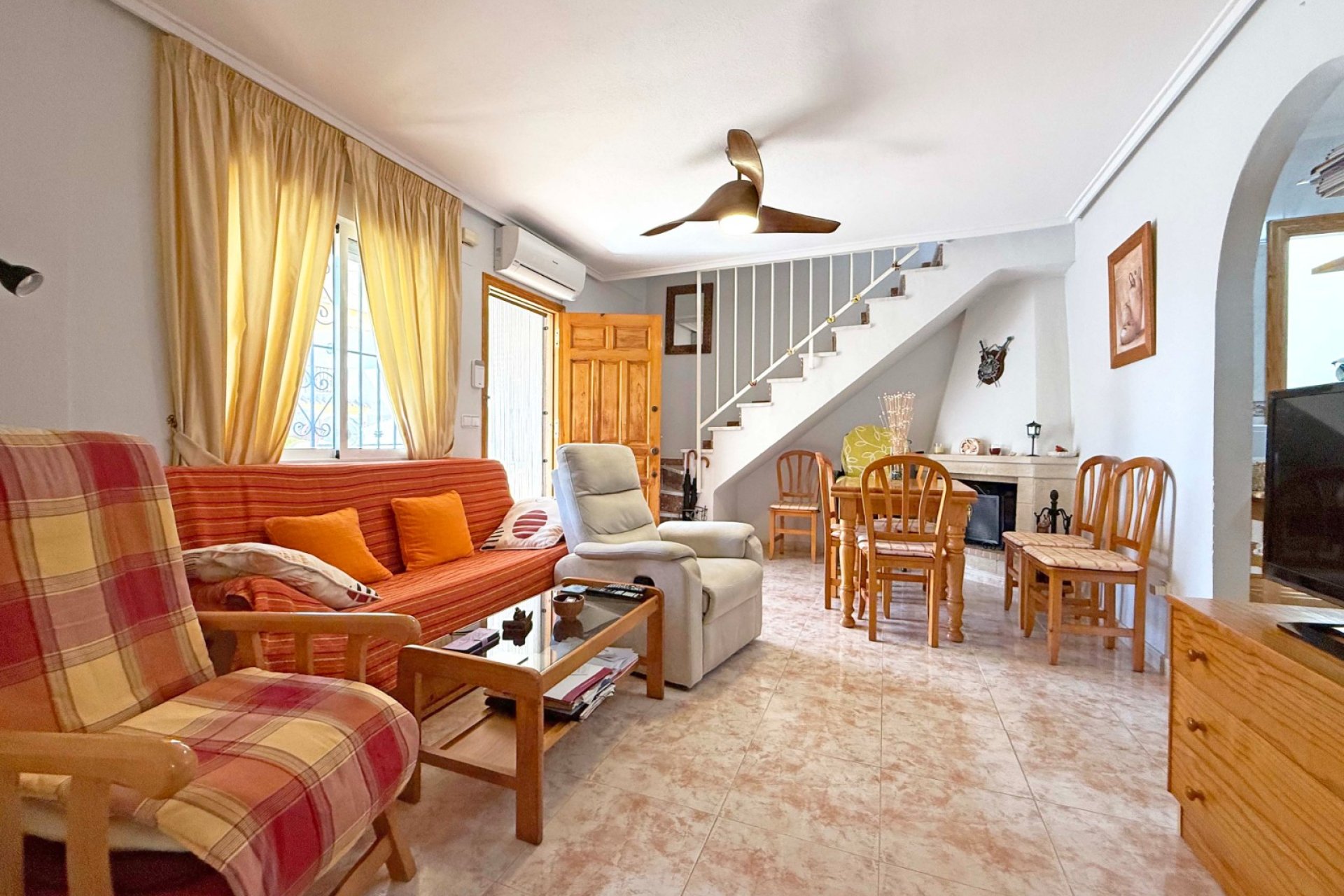 Reventa - Adosado -
Orihuela Costa - Playa Flamenca