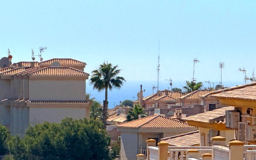 Reventa - Adosado -
Orihuela Costa - Playa Flamenca