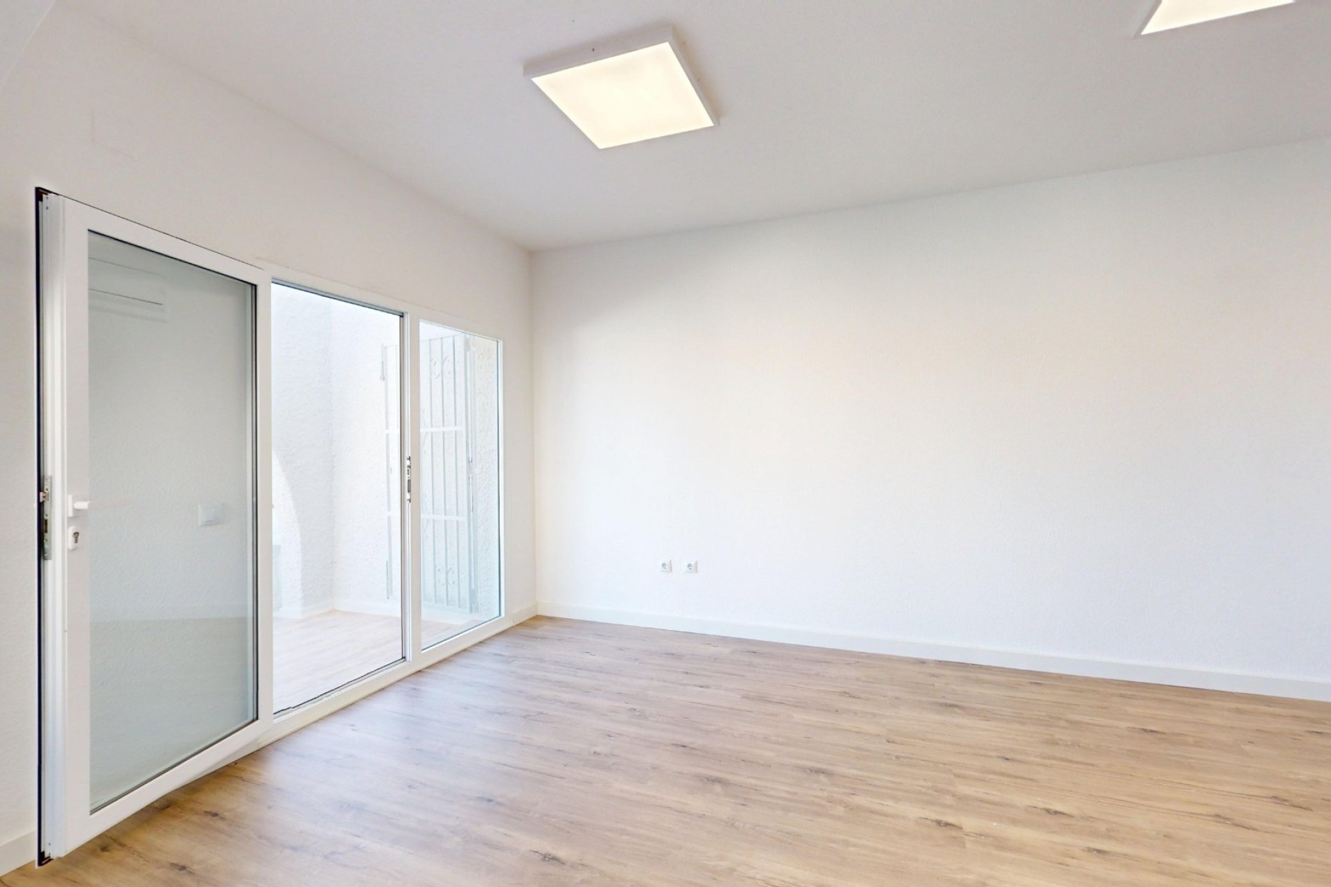 Reventa - Adosado -
Orihuela Costa - Villamartin