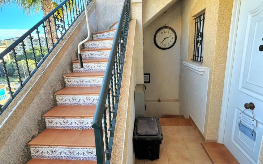 Reventa - Adosado -
Orihuela Costa - Villamartín