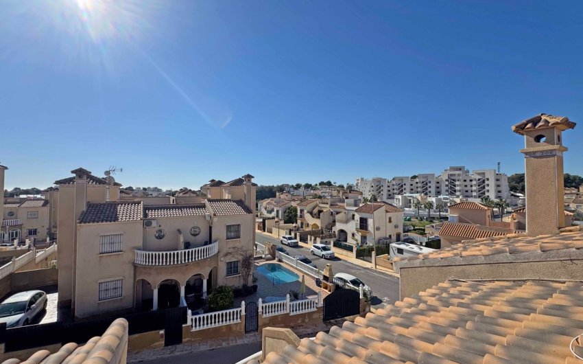 Reventa - Adosado -
Orihuela Costa - Villamartín