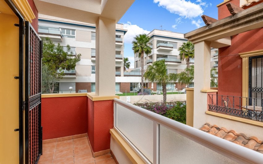 Reventa - Adosado -
Orihuela Costa - Villamartín