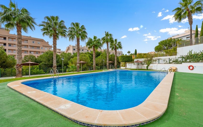 Reventa - Adosado -
Orihuela Costa - Villamartín