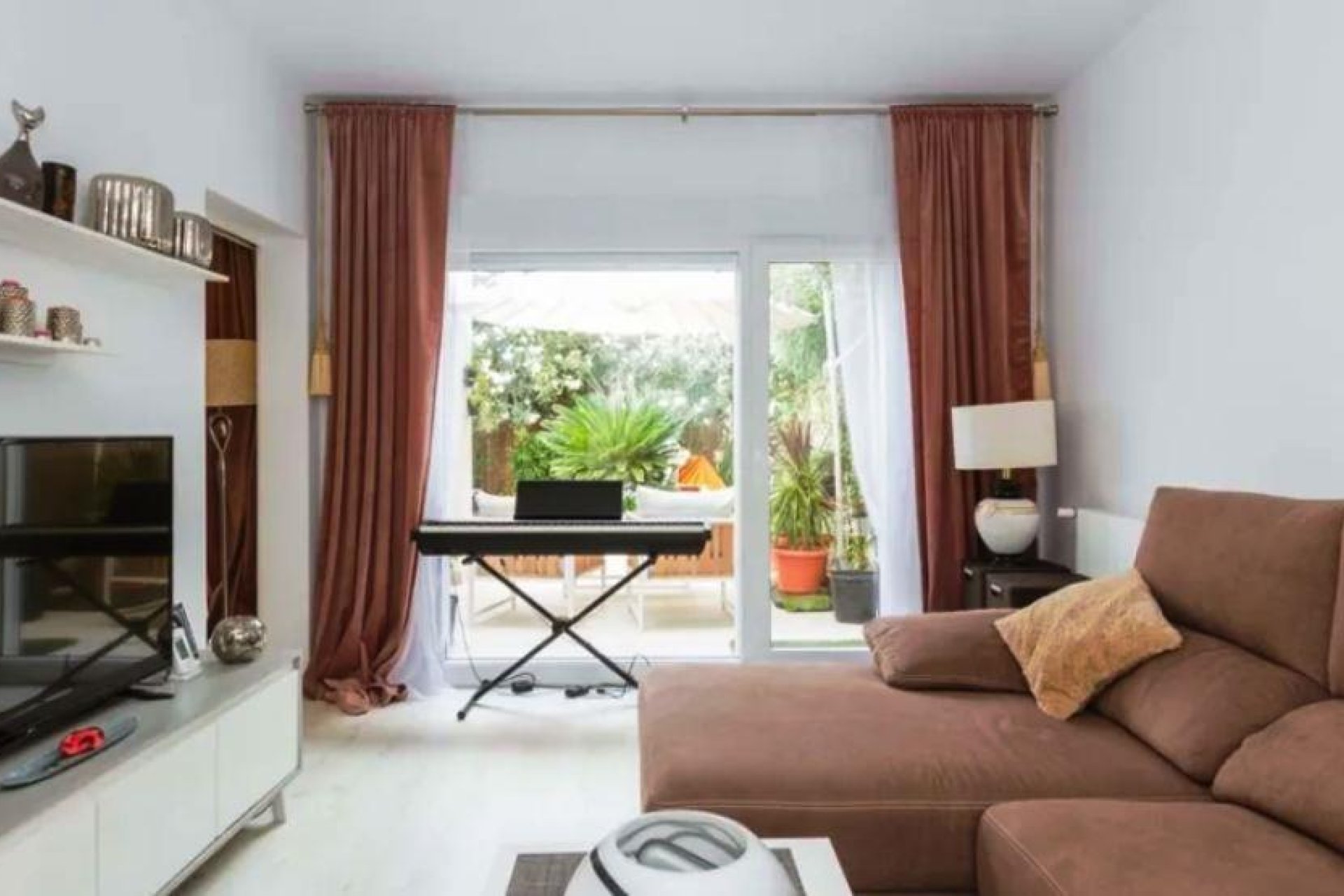 Reventa - Adosado -
Pedreguer