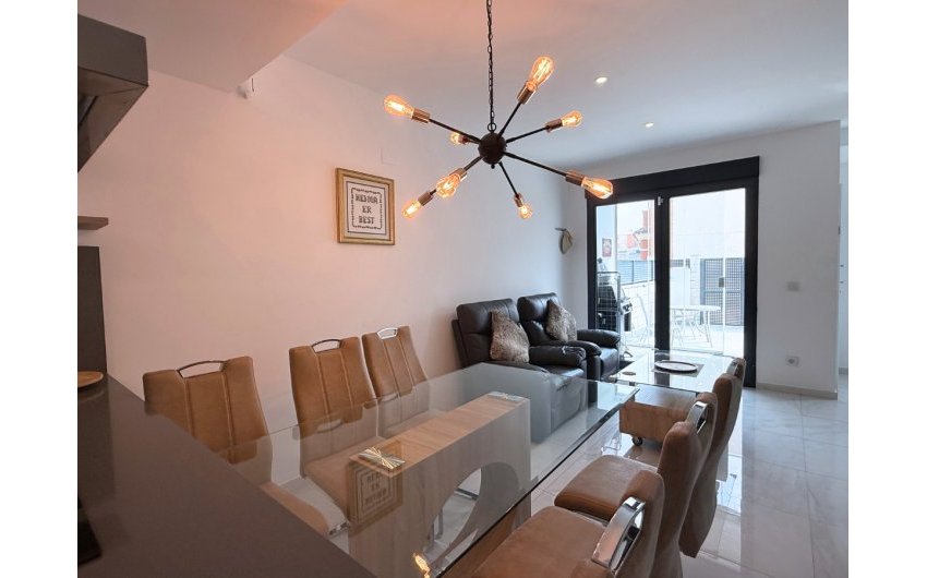 Reventa - Adosado -
Playa Flamenca