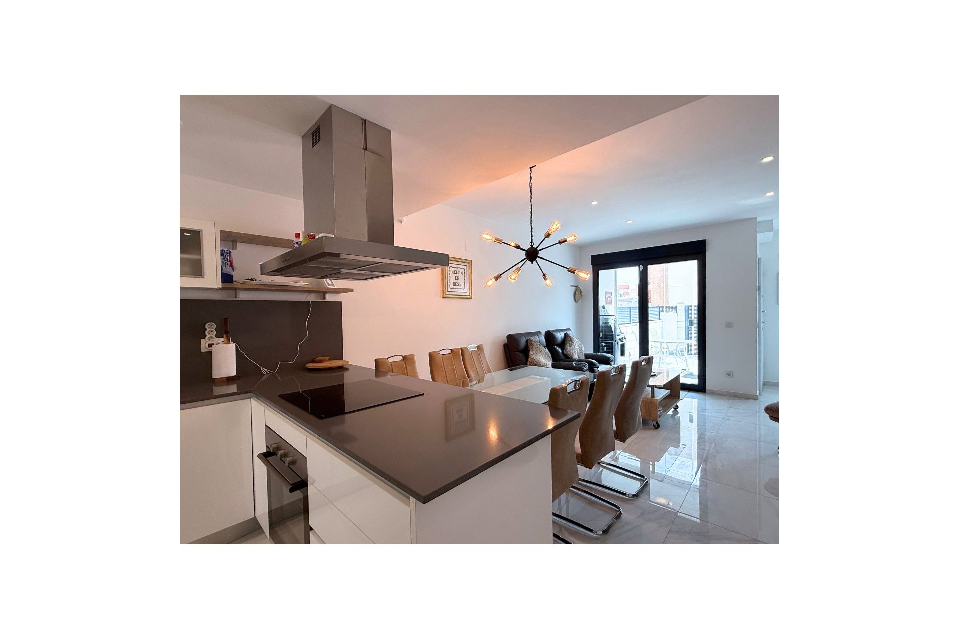 Reventa - Adosado -
Playa Flamenca