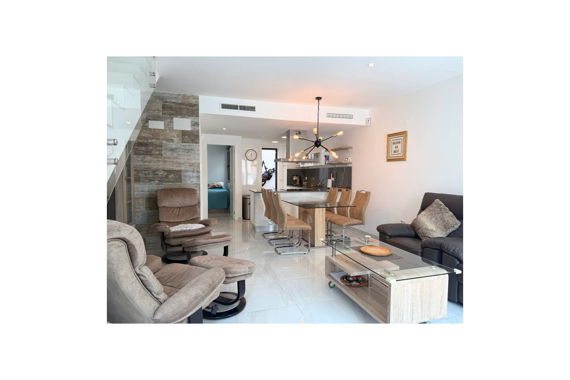 Reventa - Adosado -
Playa Flamenca