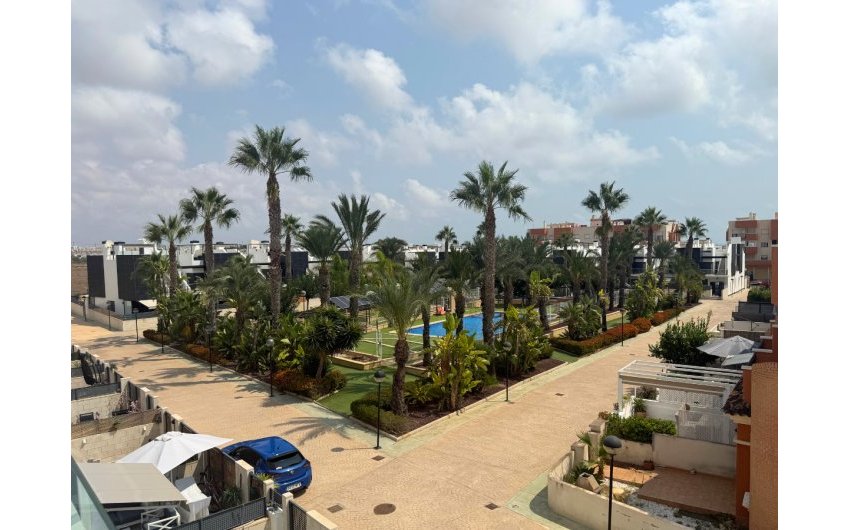 Reventa - Adosado -
Playa Flamenca