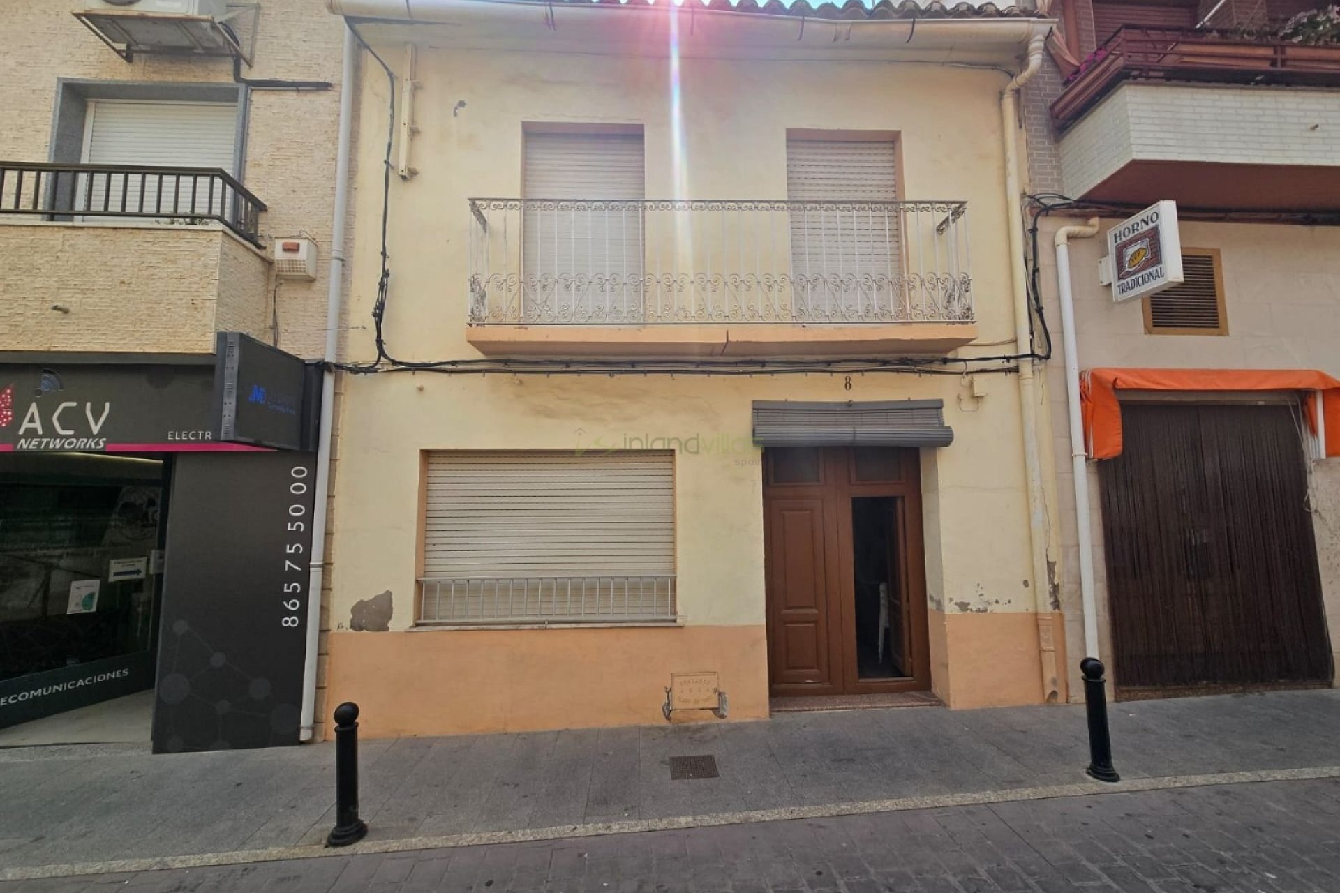 Reventa - Adosado -
Salinas