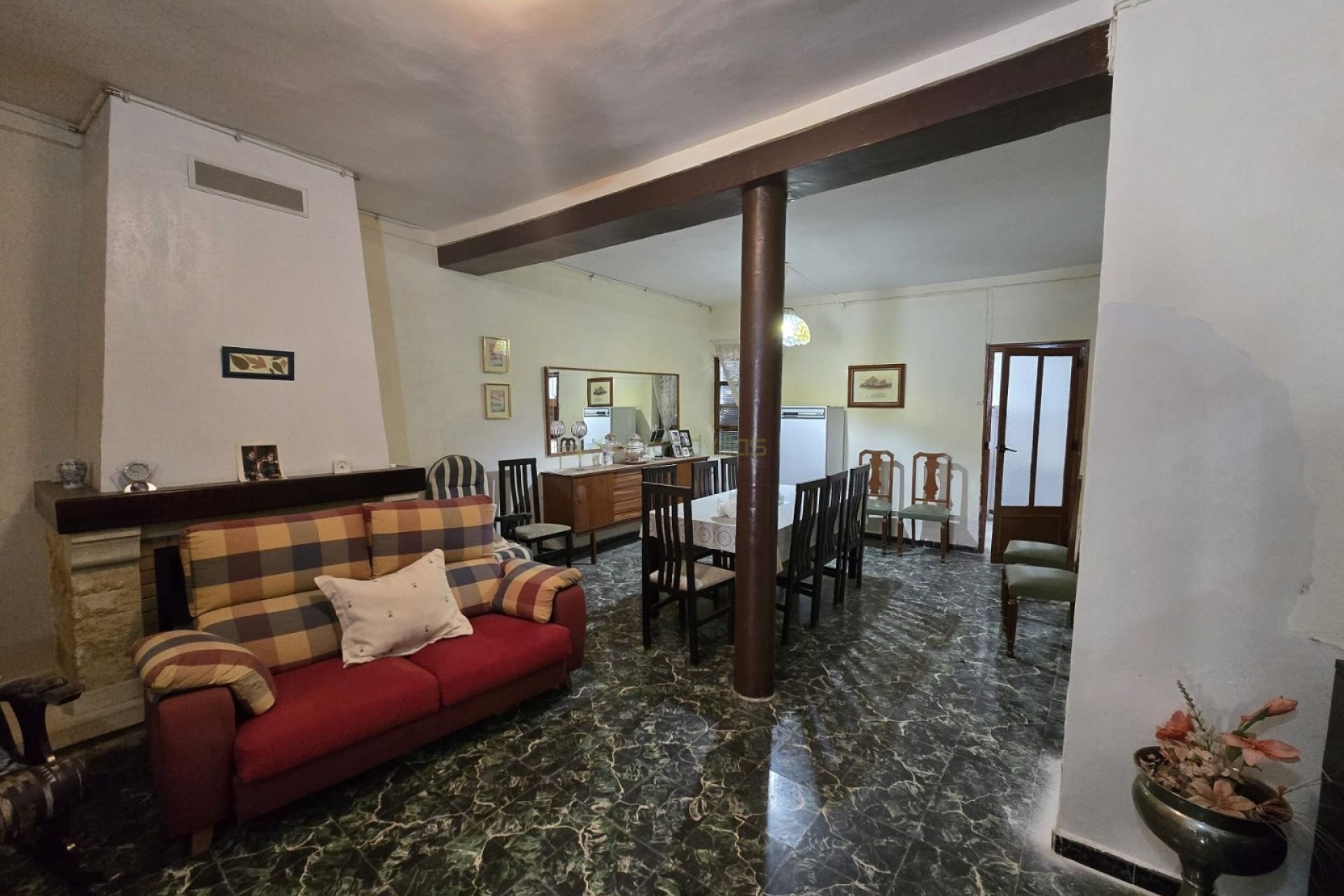 Reventa - Adosado -
Salinas