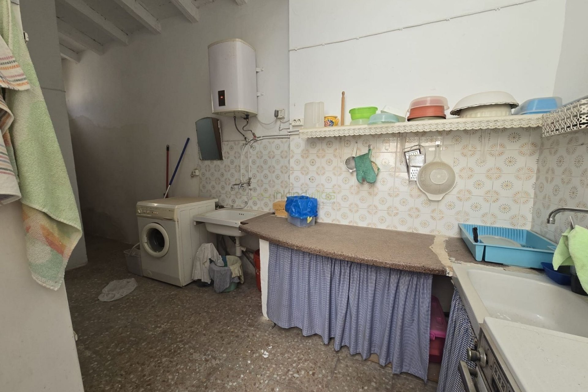 Reventa - Adosado -
Salinas