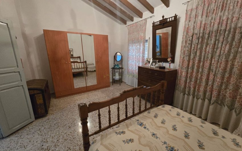 Reventa - Adosado -
Salinas