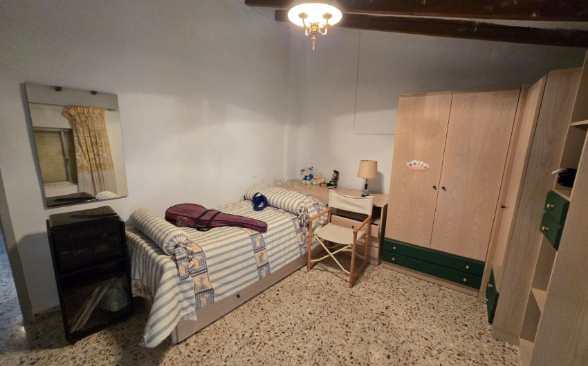 Reventa - Adosado -
Salinas