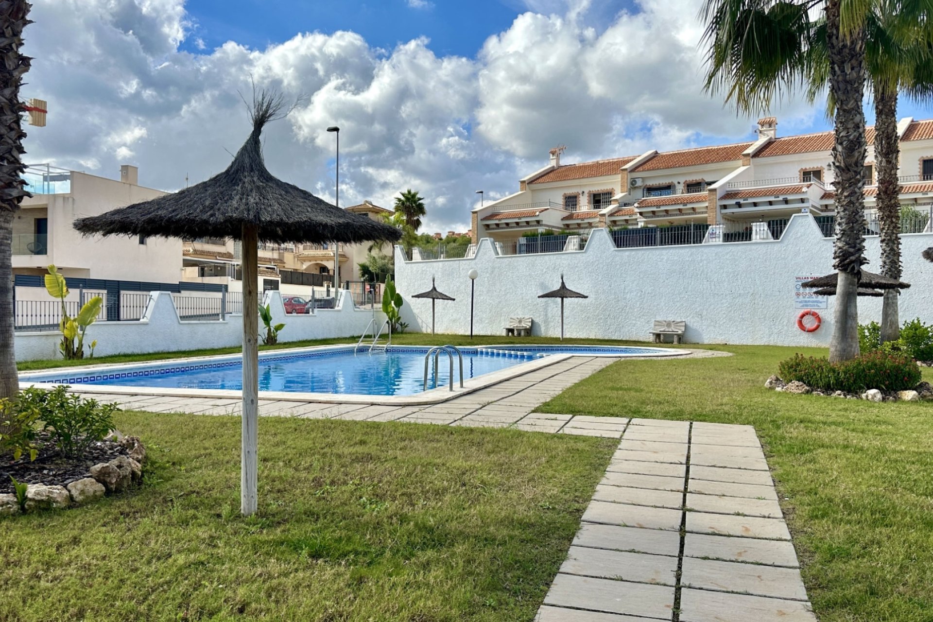 Reventa - Adosado -
San Miguel de Salinas