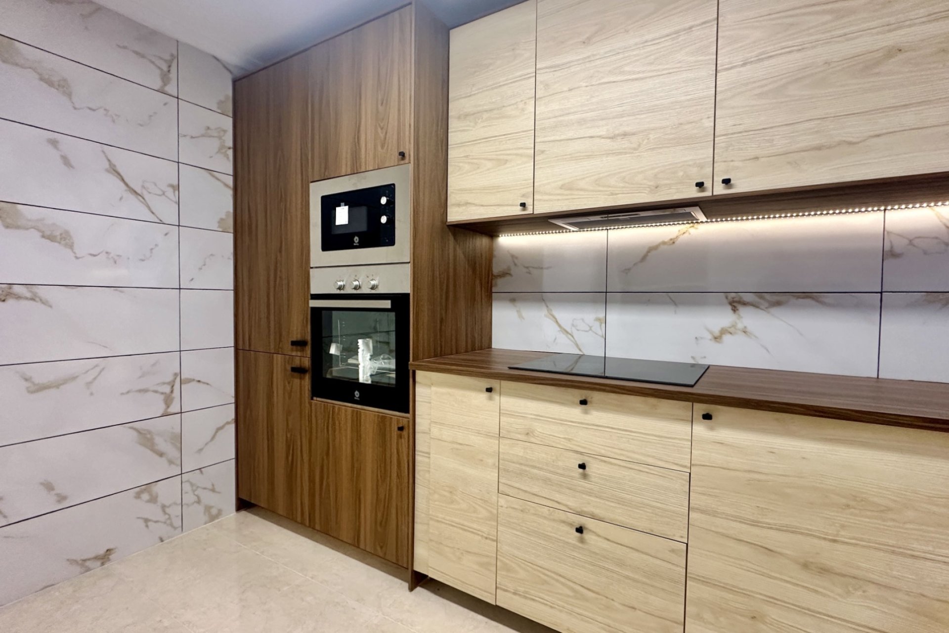 Reventa - Adosado -
San Miguel de Salinas