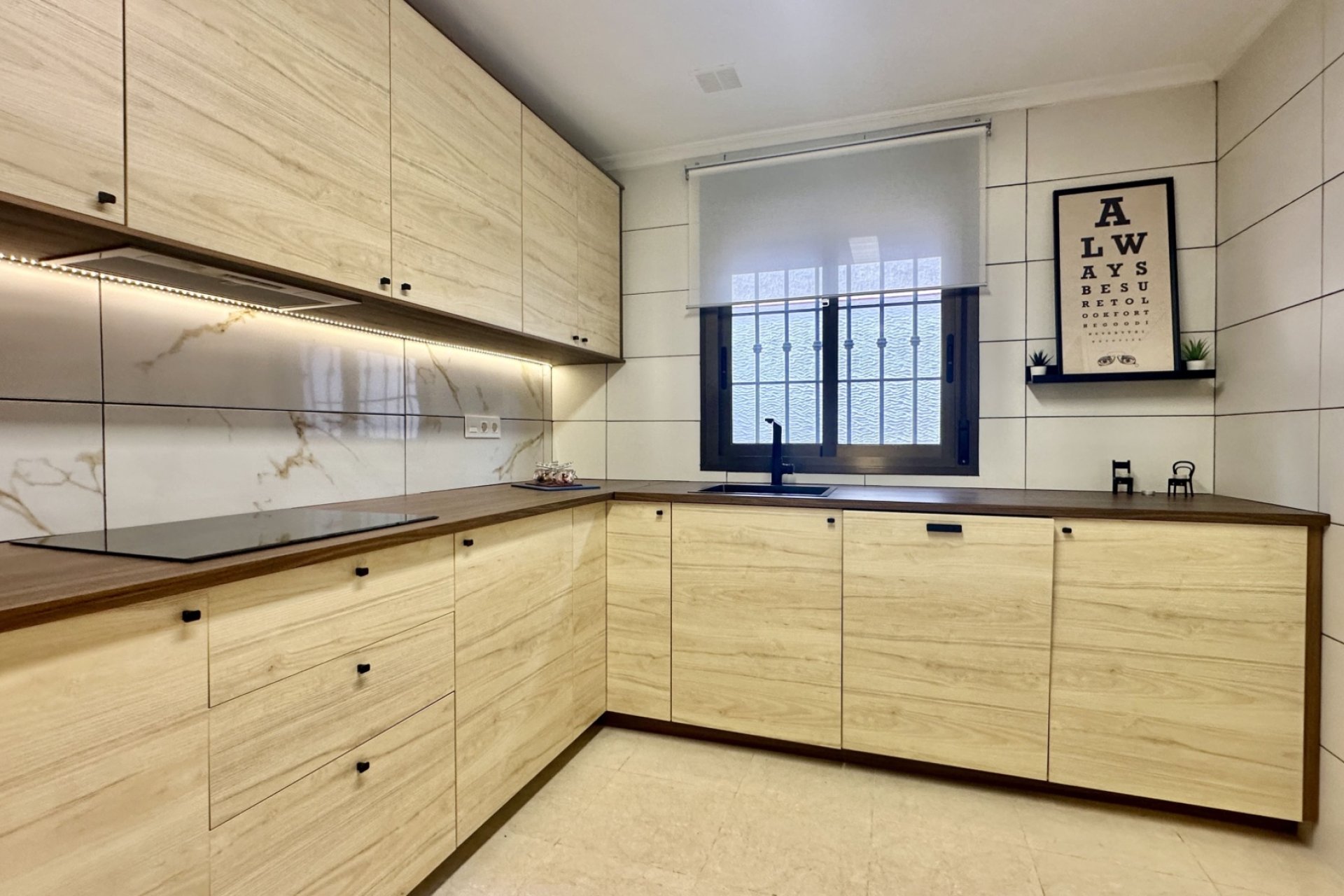 Reventa - Adosado -
San Miguel de Salinas