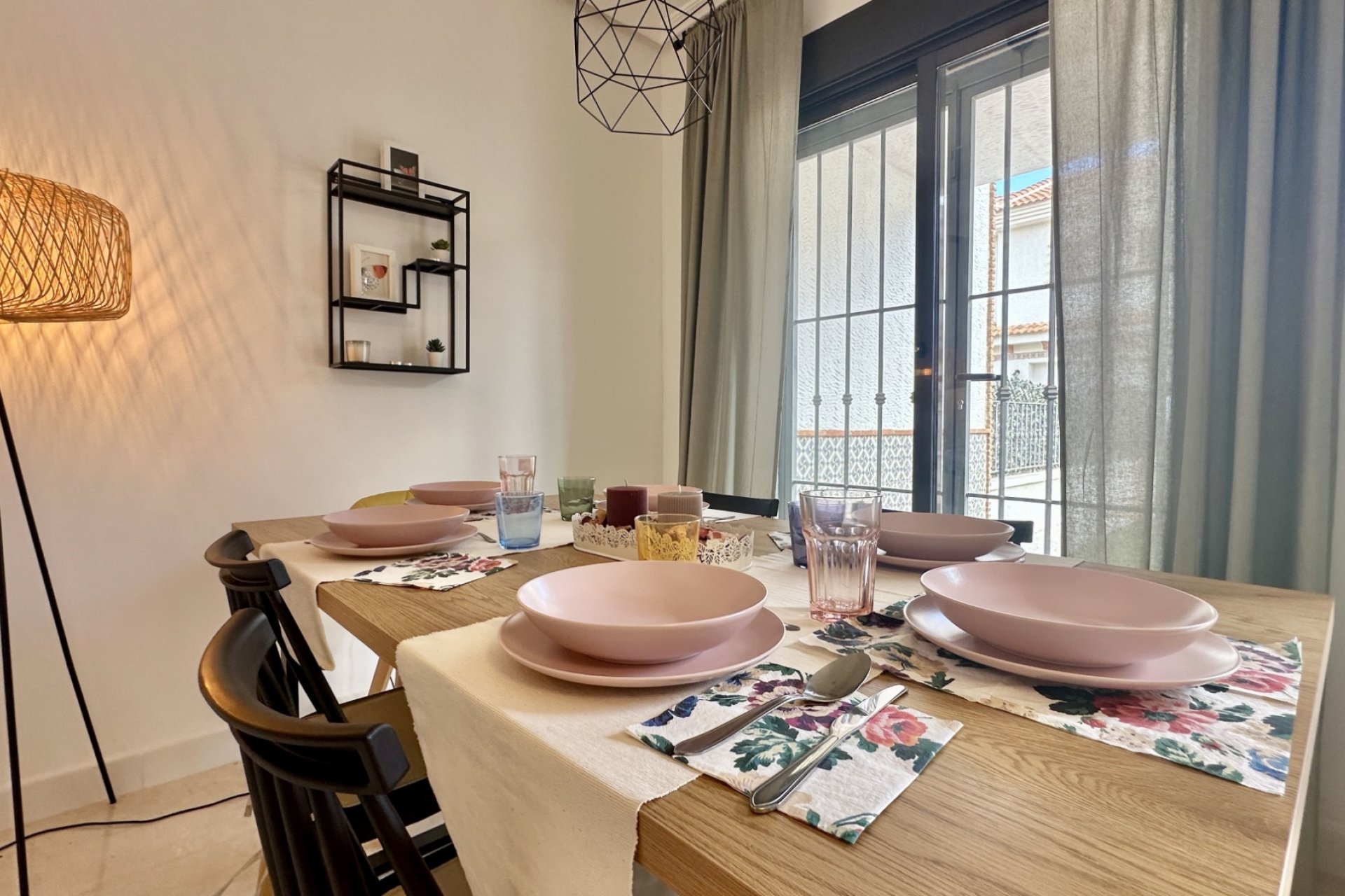 Reventa - Adosado -
San Miguel de Salinas