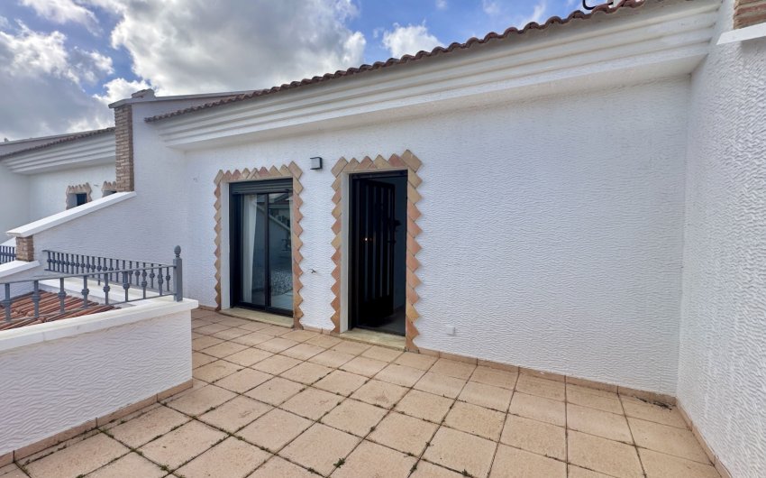 Reventa - Adosado -
San Miguel de Salinas