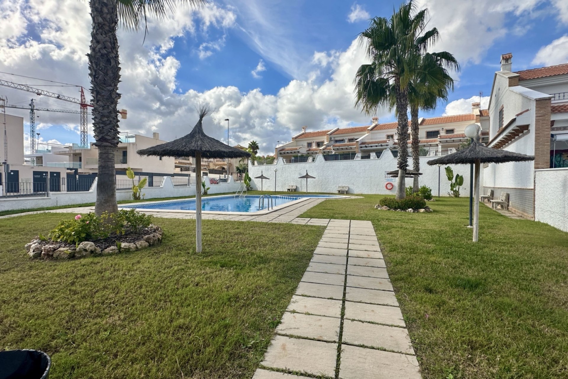 Reventa - Adosado -
San Miguel de Salinas