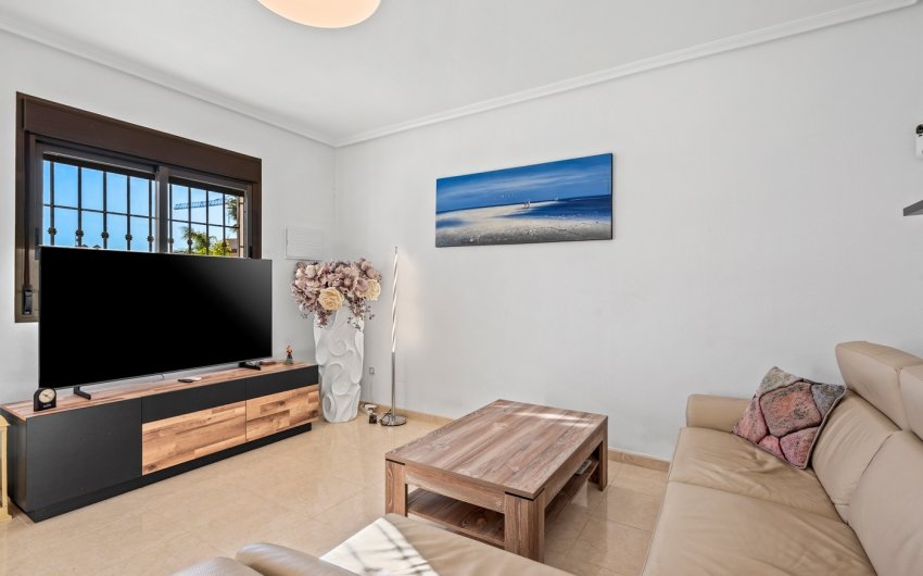 Reventa - Adosado -
San Miguel de Salinas