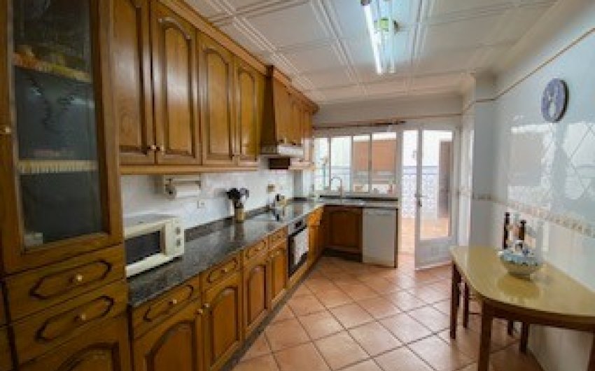 Reventa - Adosado -
Sax