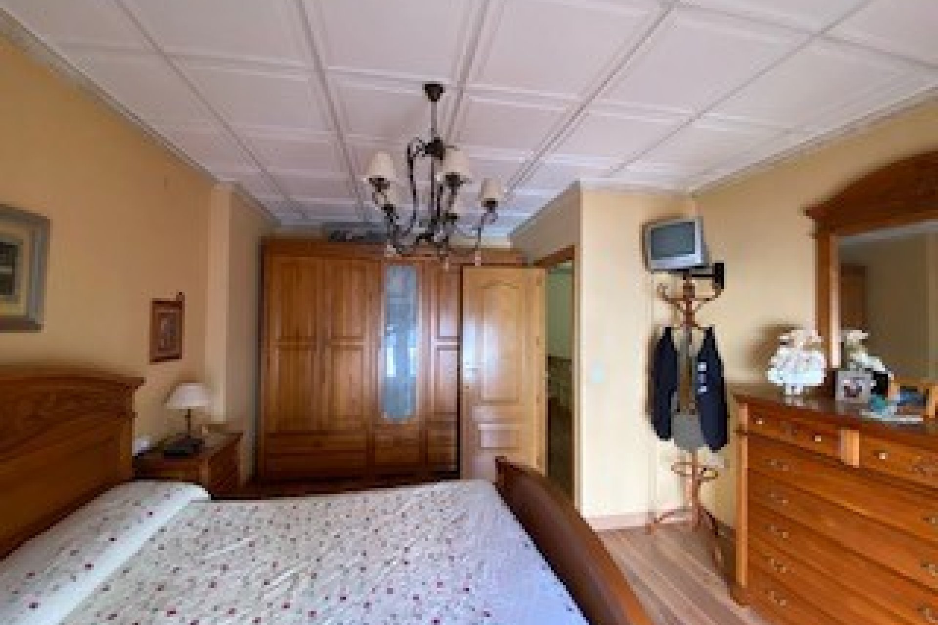 Reventa - Adosado -
Sax