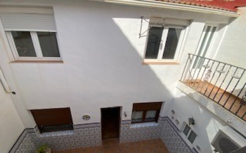 Reventa - Adosado -
Sax