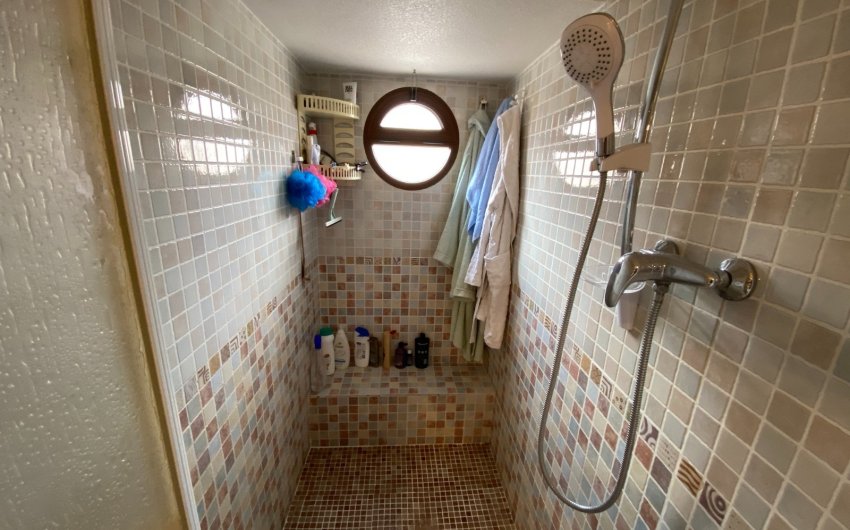 Reventa - Adosado -
Sax