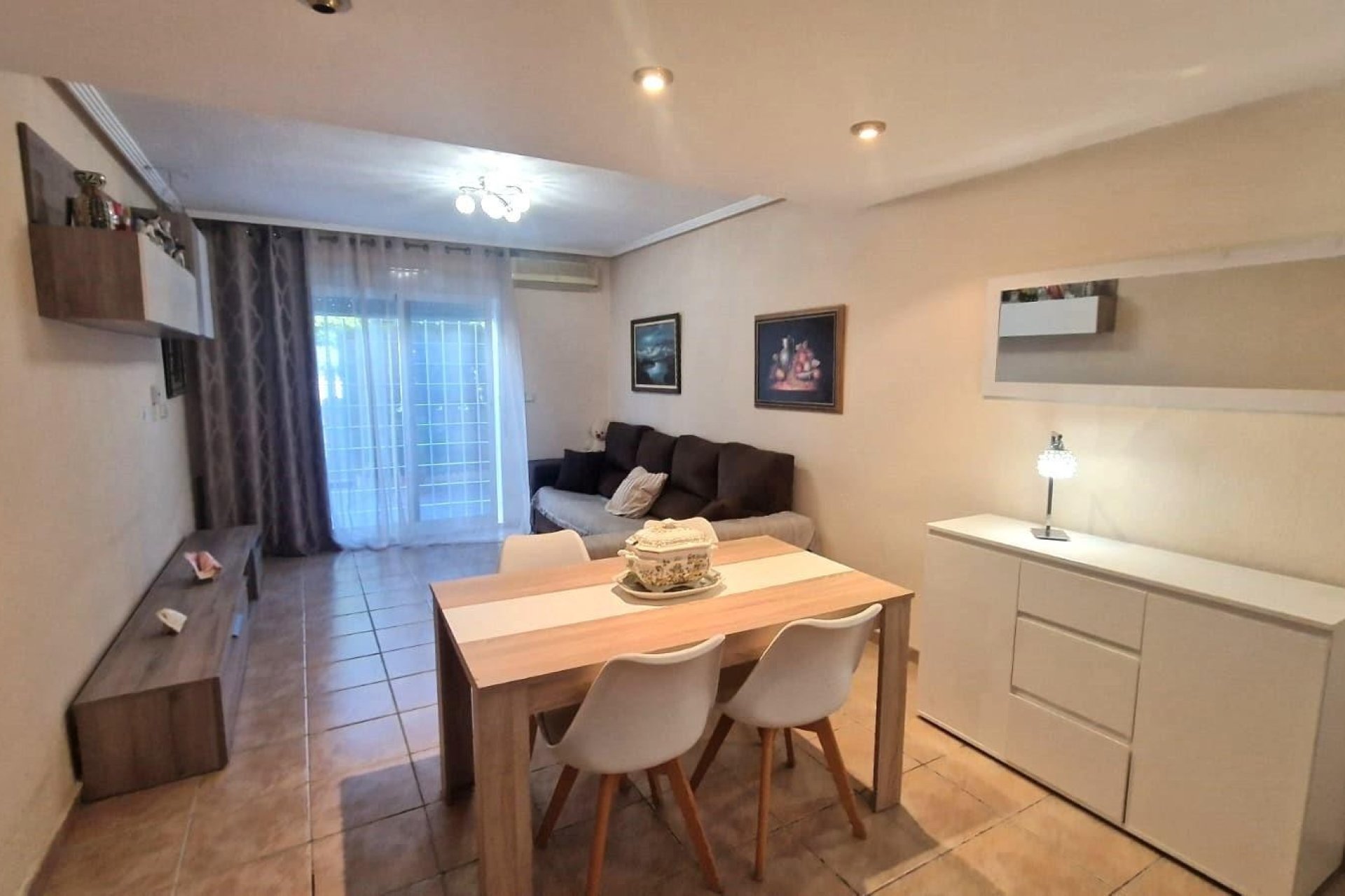 Reventa - Adosado -
Torrevieja - Aguas Nuevas