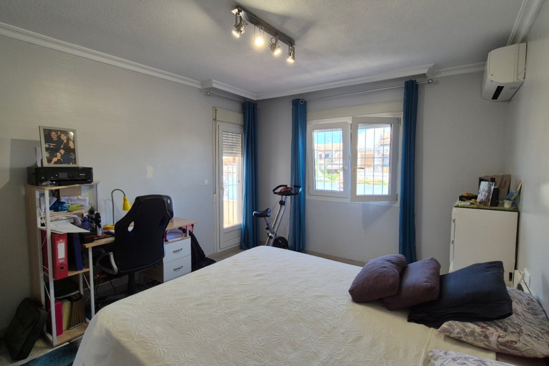 Reventa - Adosado -
Torrevieja - Costa Blanca