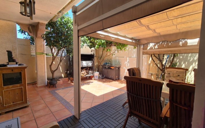 Reventa - Adosado -
Torrevieja - Costa Blanca