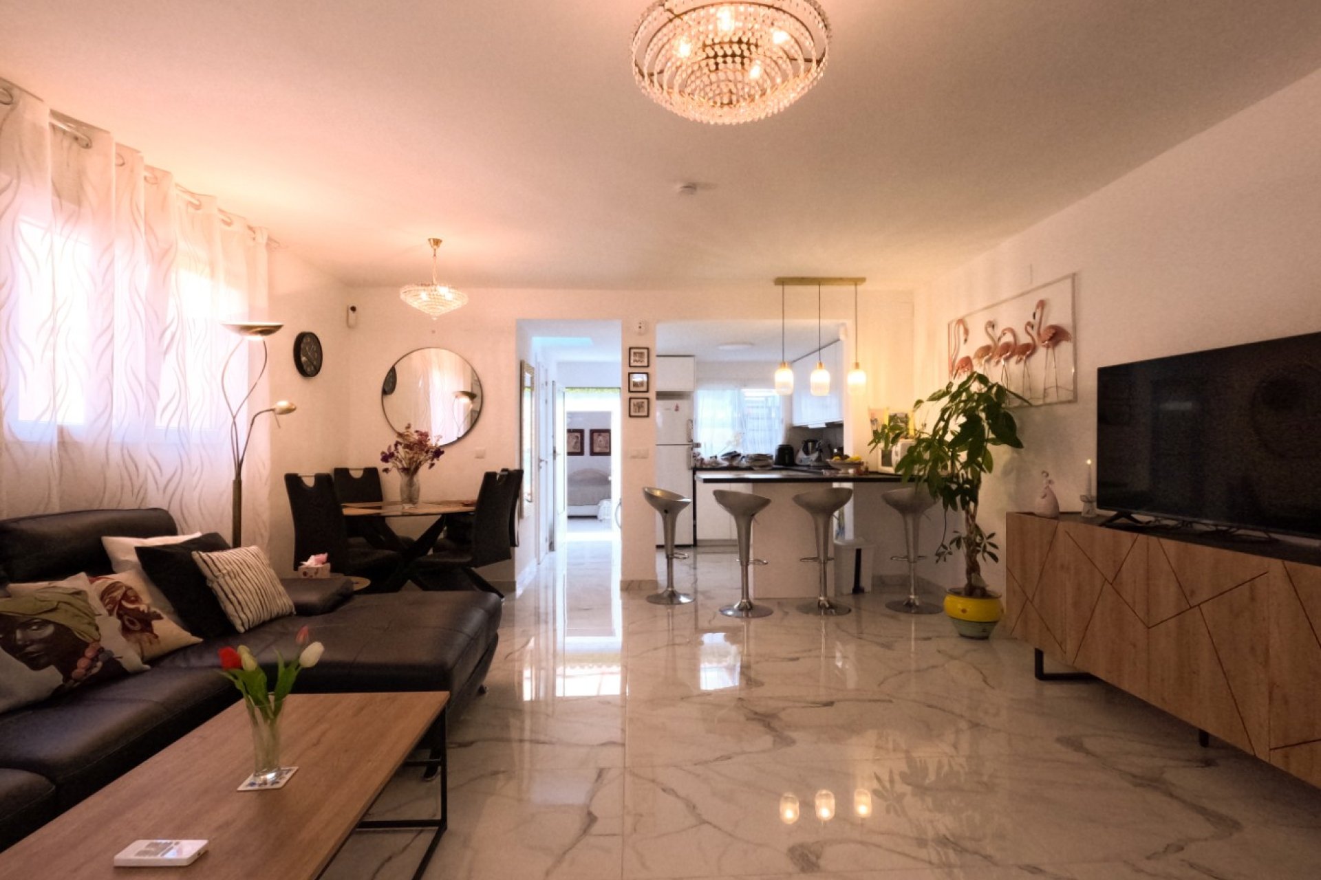 Reventa - Adosado -
Torrevieja - El Acequión - Los Náufragos