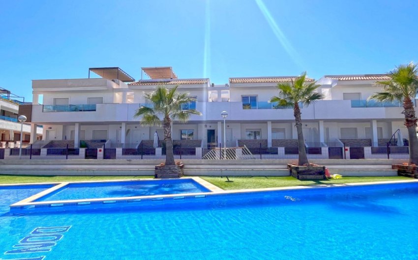 Reventa - Adosado -
Torrevieja - Los Balcones - Los Altos del Edén
