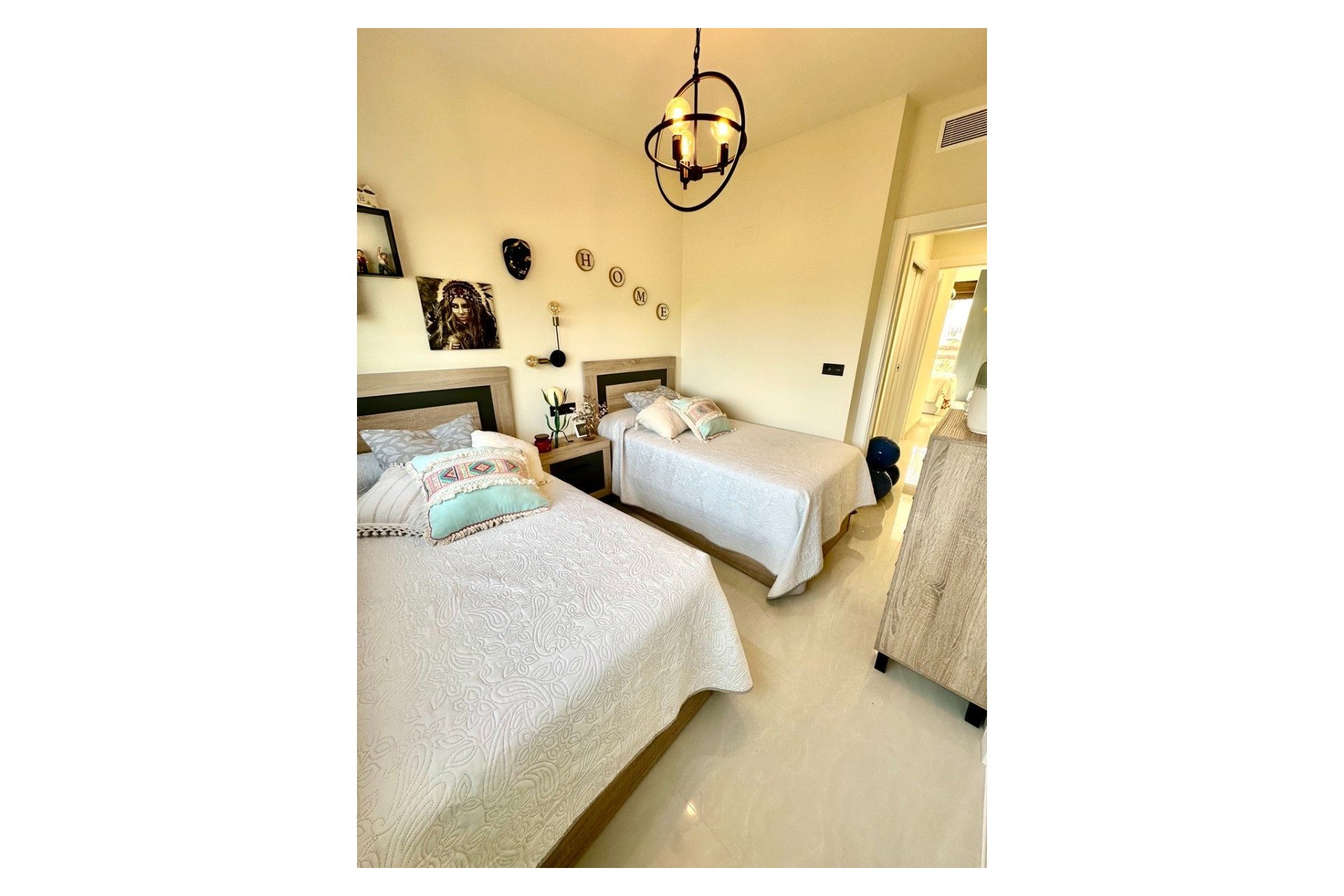 Reventa - Adosado -
Torrevieja - Los Balcones