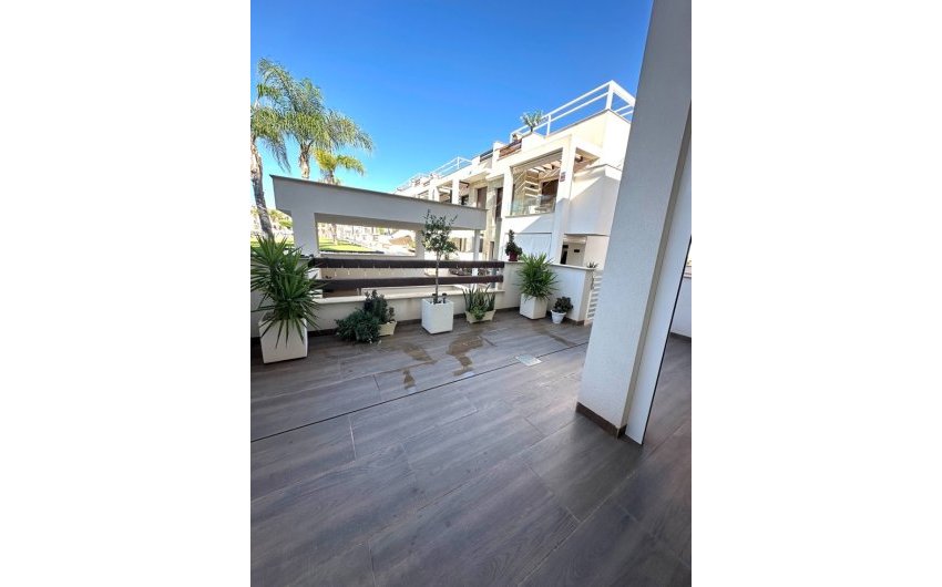 Reventa - Adosado -
Torrevieja - Los Balcones