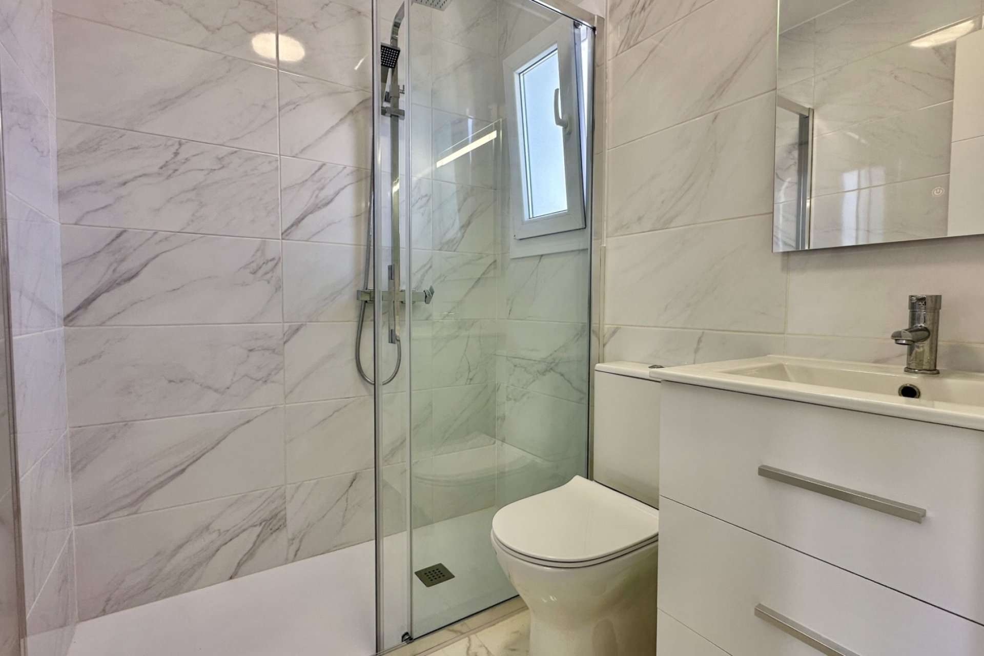 Reventa - Adosado -
Torrevieja - Los Balcones