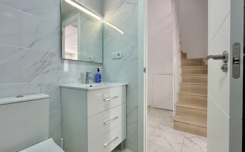 Reventa - Adosado -
Torrevieja - Los Balcones