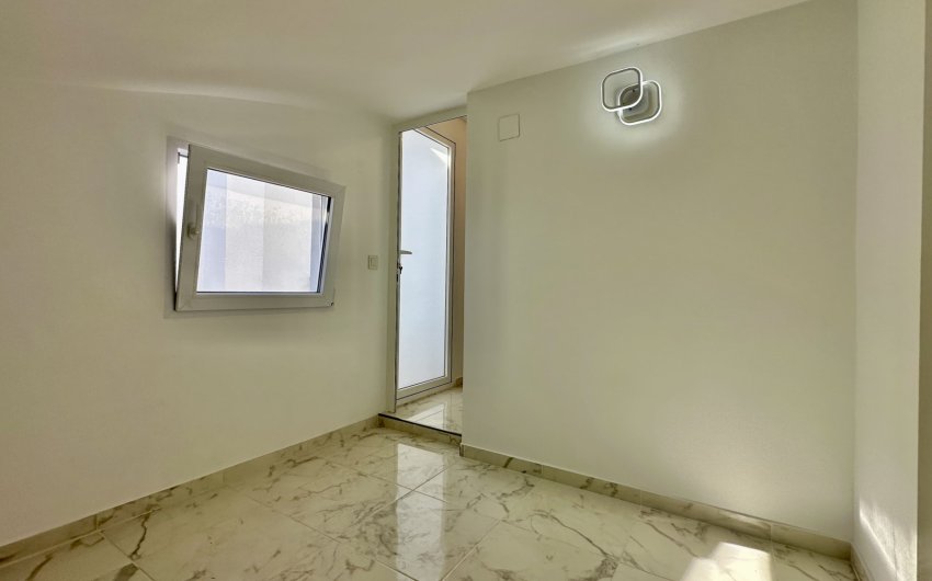 Reventa - Adosado -
Torrevieja - Los Balcones