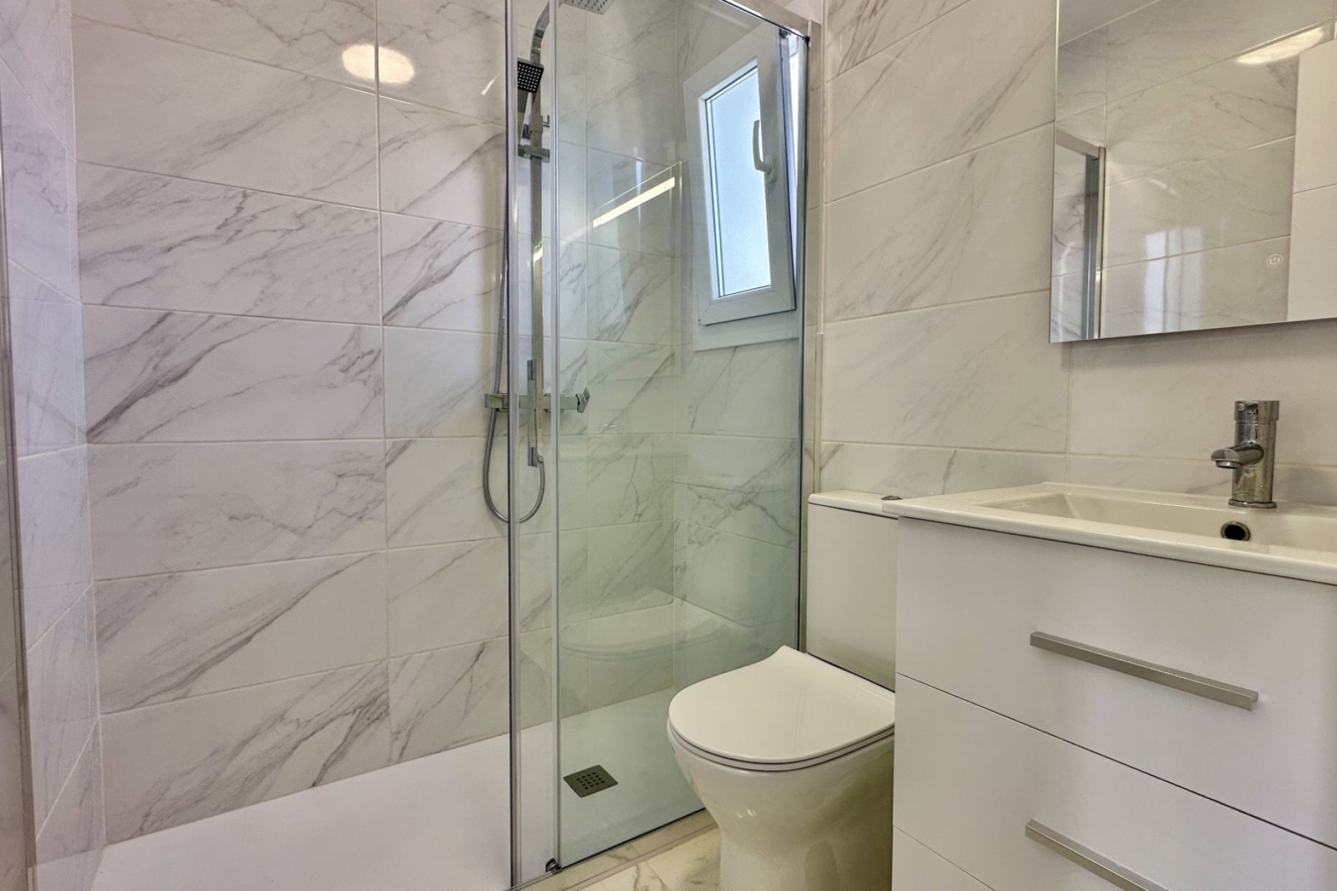 Reventa - Adosado -
Torrevieja - Los Balcones