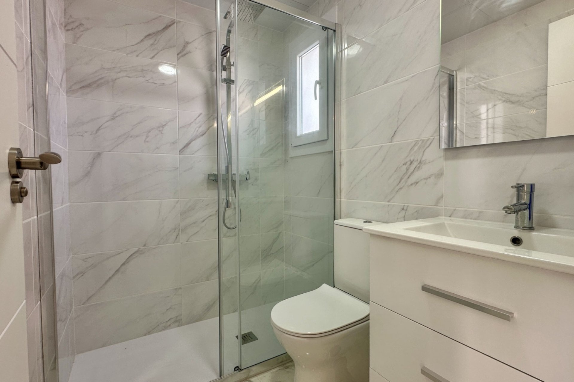 Reventa - Adosado -
Torrevieja - Los Balcones